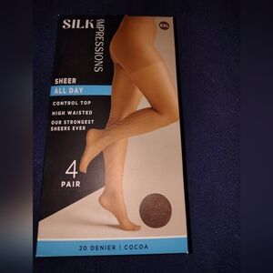 Expressions Silk Sheer All Day Control Top Pantyhose - Cocoa